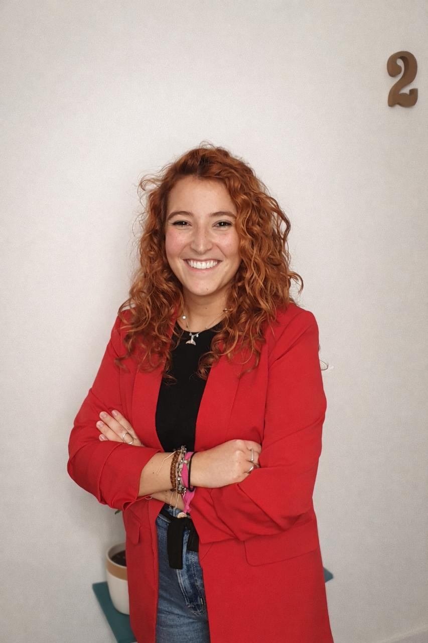 María D.